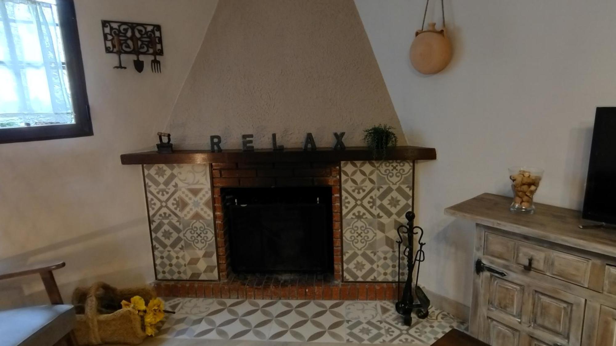 Casa La Liebrecilla Guest House Ríogordo Екстериор снимка