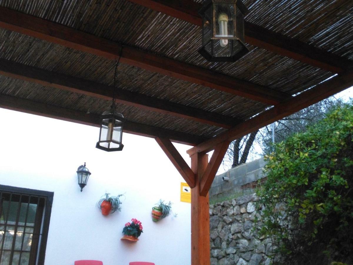 Casa La Liebrecilla Guest House Ríogordo Екстериор снимка